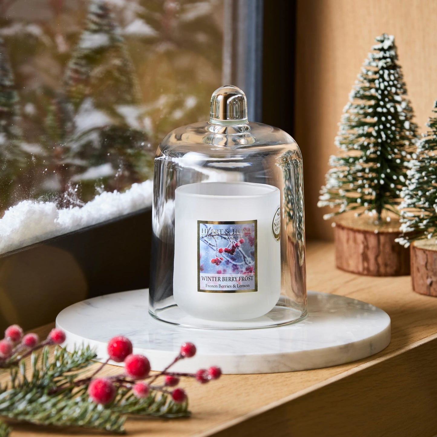 Heart & Home Christmas Candle & Cloche Gift Set